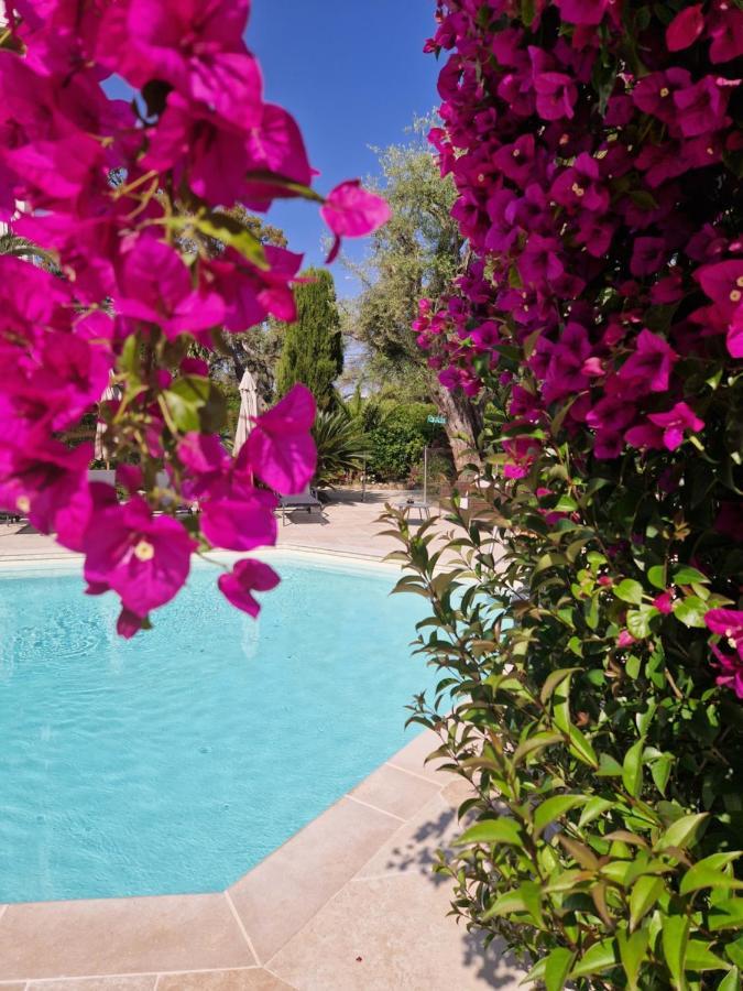 Hotel La Villa Cap D'Antibes Juan-les-Pins Exterior foto